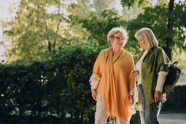 Trend longevity – o co chodzi ze „zdrowym starzeniem się”?