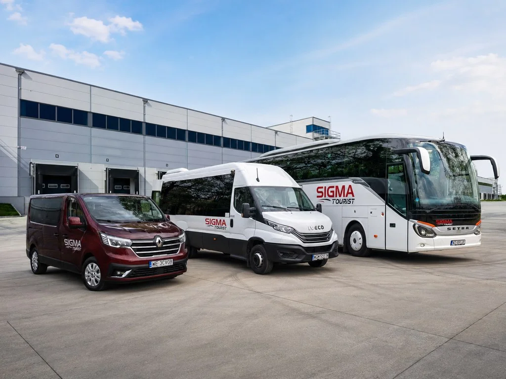 Obraz do artykułu: Przewozy pracownicze w Katowicach i aglomeracji — kiedy firmie opłaca się stały transport?