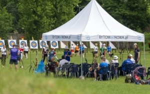 Do Bytomia zjechały najlepsze polskie kluby łucznicze, które walczą o trofea i kwalifikację na Puchar Europy Juniorów w Bukareszcie (1)