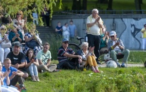 W Parku im. Franciszka Kachla w ramach akcji „Parkobajtle” i „Parkogranie” odbyły się koncerty, które co roku cieszą się popularnością wśród bytomian (7)