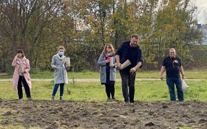 Wysiew łąki przy ul. Technicznej w Karbiu (9)