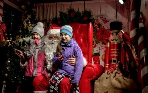 Świąteczna parada ze św. Mikołajem przeszła ulicami Bytomia (17)