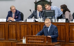 Prezydent Mariusz Wołosz uzyskał wotum zaufania oraz absolutorium (7)