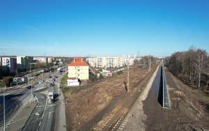 Trwa przebudowa wiaduktu nad ul. Dojazd i budowa przystanku kolejowego Bytom - Stroszek w rejonie ul. Strzelców Bytomskich (6)