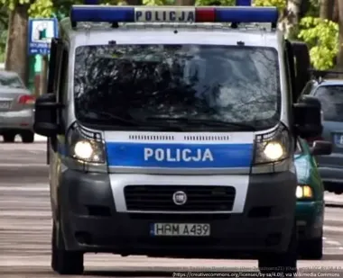 Motorowerzysta z Bytomia rzucił 200 zł na siedzenie i wpadł