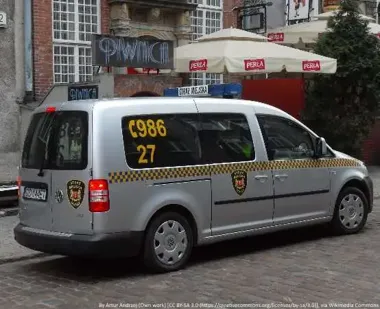 Brak kasku u dziecka skończy się mandatem dla rodzica - nowe zasady
