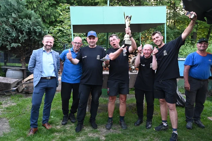 Cała doba nad stawem – w Bytomiu ważyły się wędkarskie trofea
