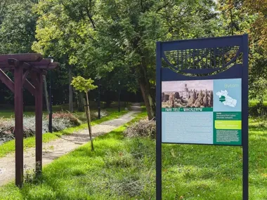 Dziesięć bytomskich tablic odzyska czytelność. Trwa ich renowacja