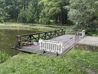Drewniany taras przy Stawie Południowym przejdzie gruntowną przemianę