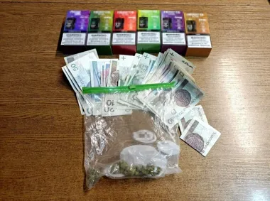 Nocny rajd w Bytomiu - 20-latek zatrzymany, pasażerowie z narkotykami